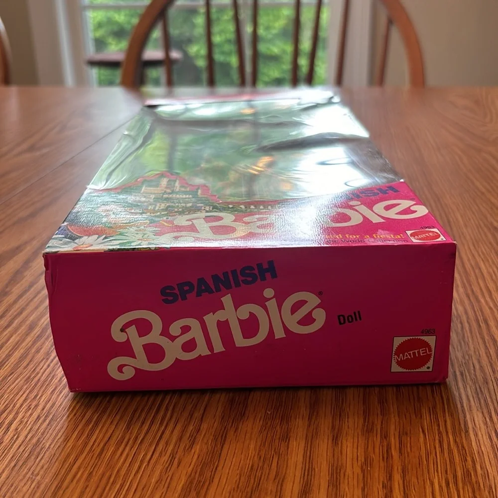 NIB 1991 DOLLS OF THE WORLD Barbie SPANISH #4963 - Picture 6 of 6
